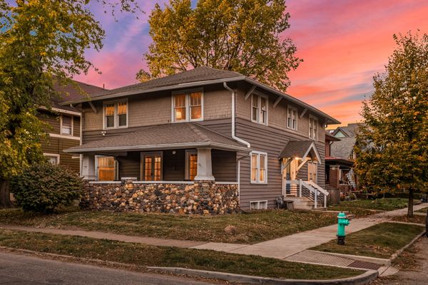 Pet Friendly, Fire Pit, Corn-hole | Indy Heritage House