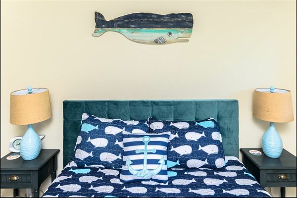 2BR Beachfront Condo | Walk DT | Dogs OK | Unit B