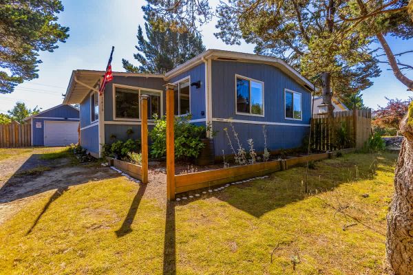 Enjoy Coastal Comfort in This Relaxing Retreat