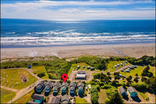 Dune-Front Beach Home | Hot Tub | Walk to Ocean