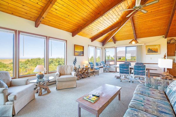 Haven Hideaway –  Ocean Views from Every Room