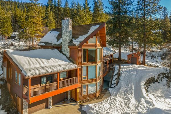 Majestic Mountain View Home Near Leavenworth