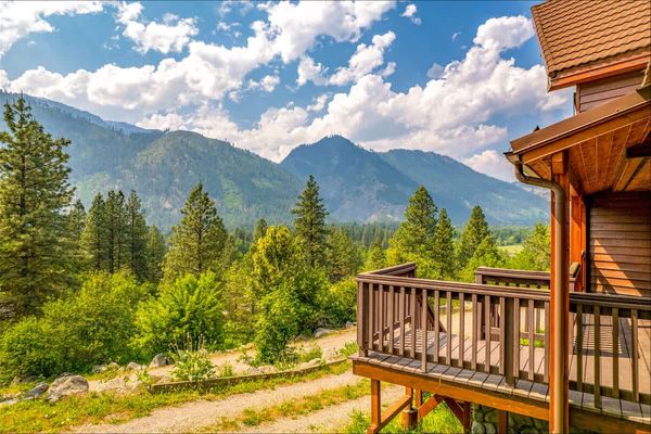 Mountain View Home | Near Leavenworth | Sleeps 8