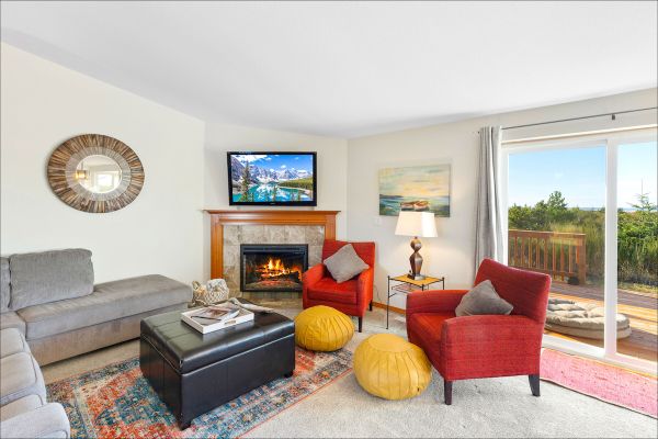 Oceanfront | Game Room | Clamming | Deck