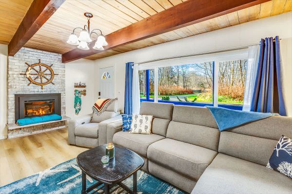 Cozy Cabin Close to Copalis Beach & the Pacific