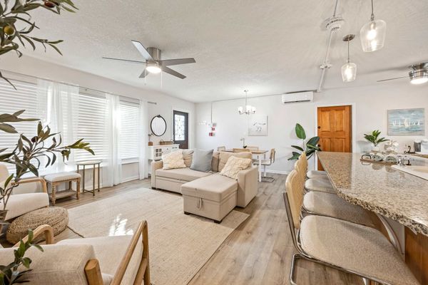Sandpiper 𓇼 5BR/4BA Across From Beach! Sleeps 16
