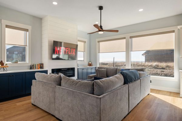 Brand-New Beach Retreat | Hot Tub | Sleeps 13