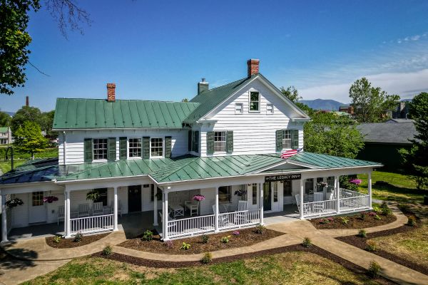 The Legacy Inn