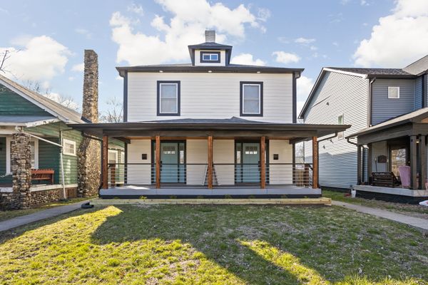 Modern Indy Escape | Sleeps 6 | Heart of the City