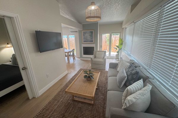 The Drift Cocoa Beach – Cozy 1BR Getaway Near Downtown