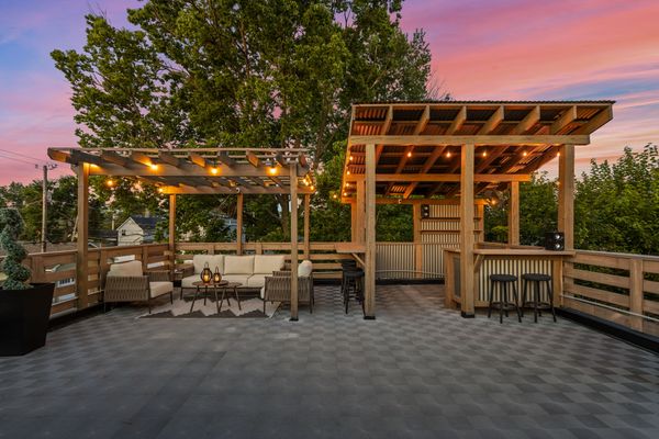 Luxury Indy Stay | Rooftop Lounge + Theater/Arcade