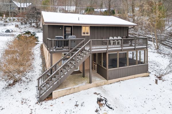 Cozy Ridge Retreat