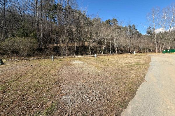 RV Pad #72 Gravel Pad, Close to Casino in Blue Ridge Mtns