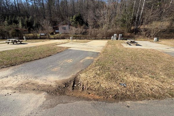 RV Pad #75 Close to Casino in Blue Ridge Mtns
