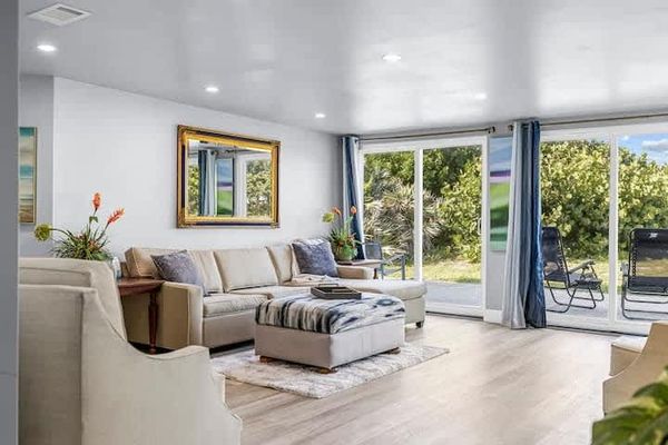 4BR/4.5BA Oceanfront Paradise Downstairs Duplex