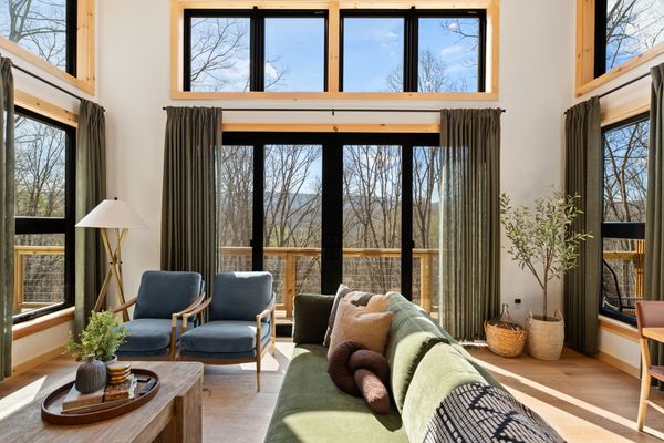 Modern Ridge Retreat