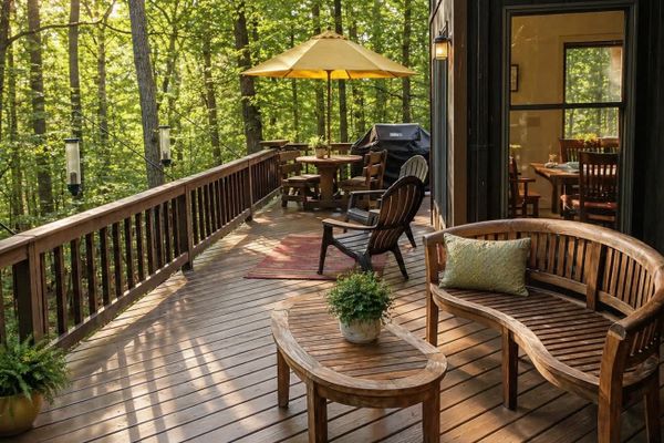 Whispering Oaks