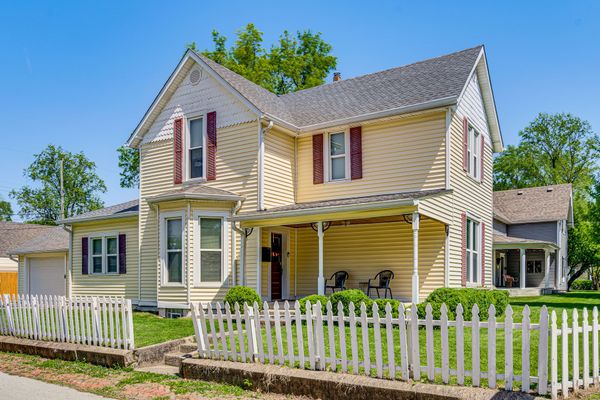 Historic 1900 Gem~Walk to Downtown Noblesville