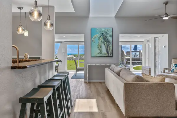 Oceanfront 5BR Retreat w Beach Access