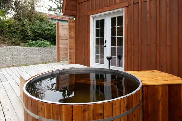 Modern Cabin | Hot Tub | Fire Pit | Near Beach
