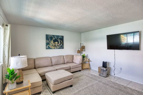 Coastal Living Steps From Beach w Community Pool!