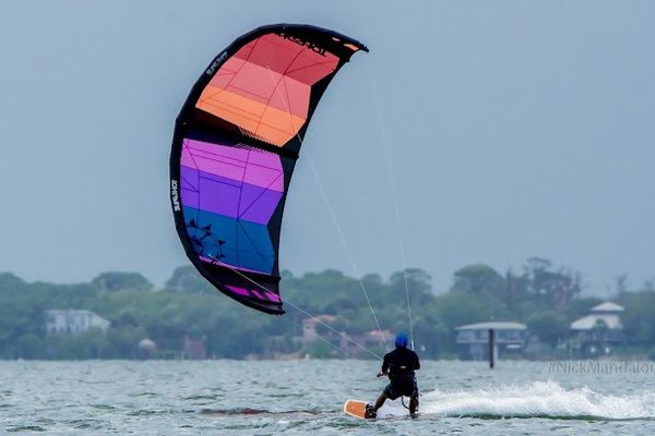 Good Breeze Kiteboarding