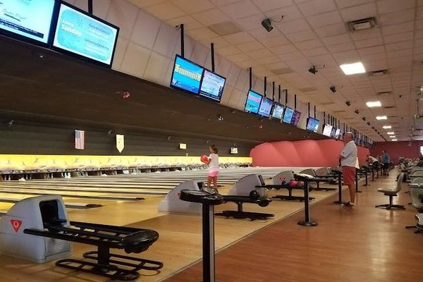 Shore Lanes Bowling Center