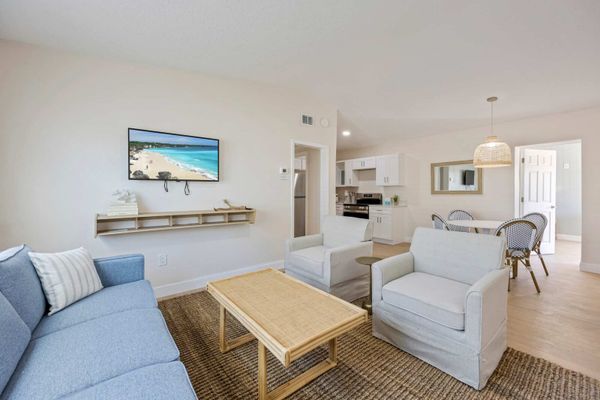 Welcome to The Drift – Your Laid-Back Beach Escape in Cocoa Beach! #5