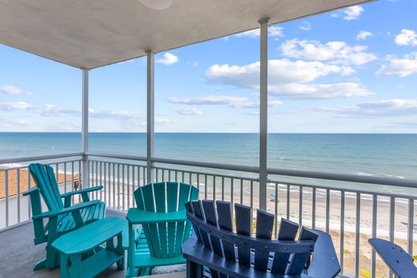 Oceanfront Condo w/ Balcony + Rocket Launch Views