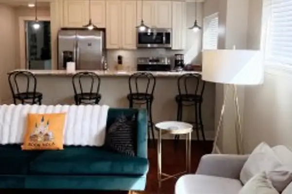 Burgundy Bywater Cottage: A Cozy Corner Stay