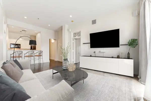 Chic Downtown Retreat w/ Free Parking 