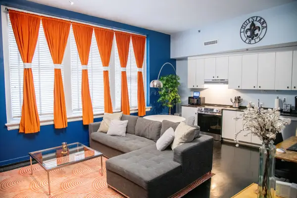 Streetcar Serenity Condo