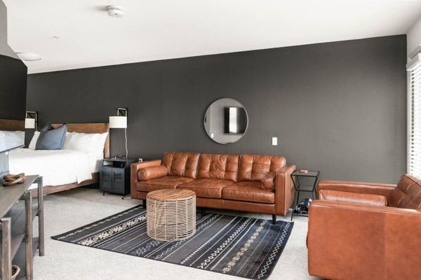The Butte | XL Suite in Paradise