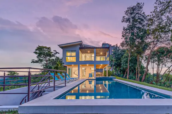 Casa Ceiba