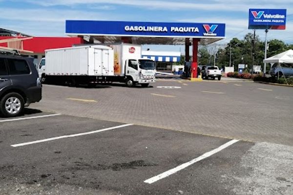 Gasolinera Paquita