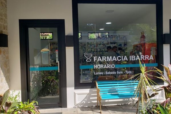 Farmacia Ibarra Ojochal