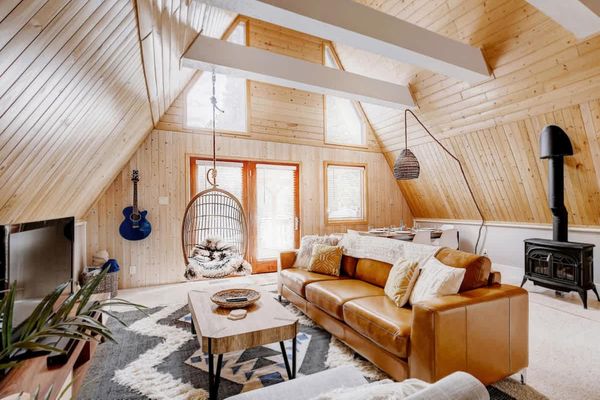The Fox A-Frame | An Intimate Mountain Retreat