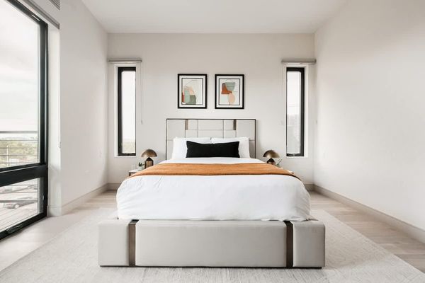 City Views! | Chic Jefferson Park Condo | Tesoro