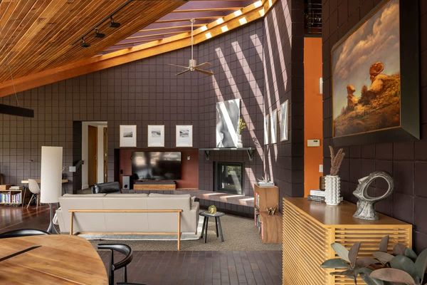 Architects Dream Home – Secluded Mountain Retreat