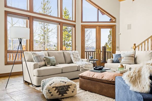 Western Sky Ranch | 8 Bed | Pool table & Hot Tub