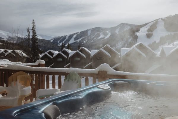 Hot Tub MTN Views | Free Shuttle | Central WP