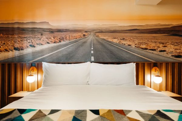 Retro Roadtrip Suite | La Vista Motel