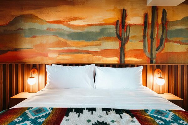 Painted Desert Nook | La Vista Motel