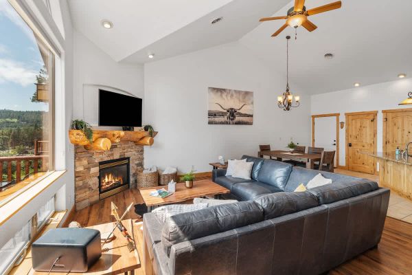 Flathead Lodge | Close to Skiing & Glacier Park