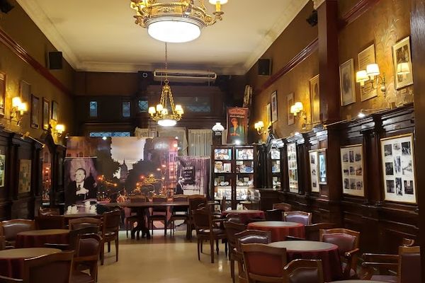 Café Tortoni