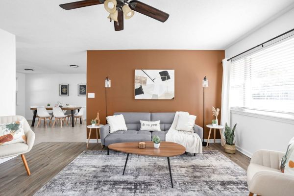 Large Groups, Grand Park, Noblesville Home