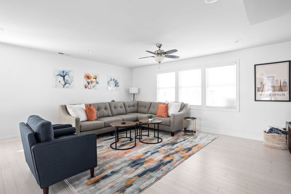 Pet Friendly Bates Hendricks Jewel