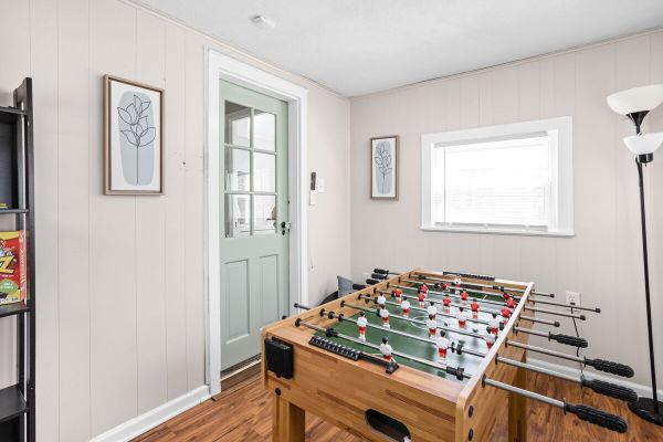Pet Friendly | SoBro Bungalow in Indy