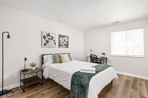 Downtown Access | 3BR Ranch Retreat with Fire-Pit