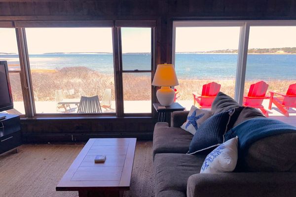 New!Waterfront/Dog-Friendly/Amazing Location